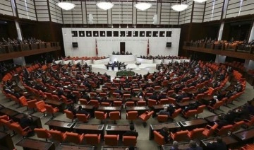 'Evimde tanımadığım kişiler var' iddiası... CHP'li Onursal Adıgüzel Meclis'e taş