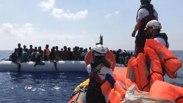 Fas açıklarında 111 düzensiz göçmen yakalandı