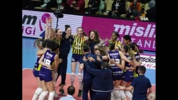 Fenerbahçe Kadın Voleybol Takımı şampiyon oldu