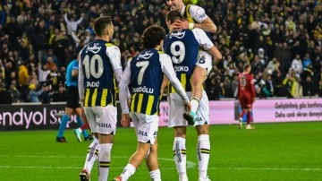 Fenerbahçe, sahasında Sivasspor'u 4-1 mağlup etti