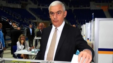 Fenerbahçe'de yönetici Ömer Temelli tüm görevlerinden istifa etti