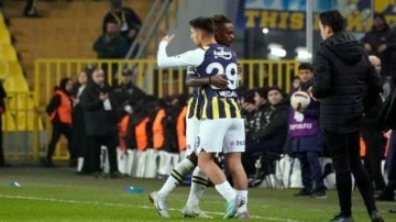 Fenerbahçe'nin 18'lik gençleri ilk kez oynadı