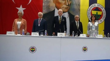 Fenerbahçe'nin borcu 31 Mart 2022 itibarıyla 6 milyar 423 milyon lira olarak açıklandı