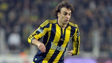 Fenerbahçe'nin eski yıldızı yeniden Süper Lig'de! İmza için İstanbul'a geldi