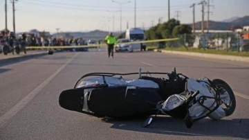 Fethiye'de motosiklet kazası: Biri 13 diğeri 14 yalındaydı!