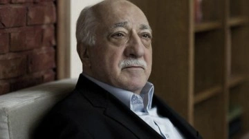 FETÖ'de işler karıştı! Teröristbaşı Gülen'in akrabaları kampı bastı