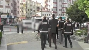 FETÖ'ye "Kıskaç" operasyonunda 10 tutuklama