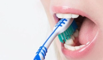 Fırçalanmayan dişler damar tıkanıklığına neden oluyor