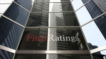 Fitch, ABD'nin kredi notunu negatif izlemede tutmayı sürdürüyor