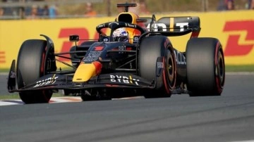 Formula 1 Hollanda Grand Prix'sinde kazanan Max Verstappen