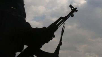 Fransa'da PKK'ya katılan terörist Habur'da güvenlik güçlerine teslim oldu