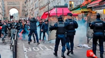 Fransız basınında küstah manşetler! 3 kişinin öldürüldüğü saldırıda Türkiye'yi suçladılar