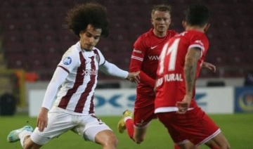 Fransız futbolcu Mehdi Boudjemaa, Hatayspor ile yolları resmen ayırdı