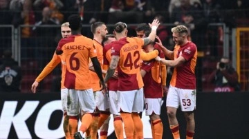 Galatasaray - Antalyaspor maçı (CANLI YAYIN)