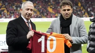 Galatasaray eski yıldızını onurlandırdı