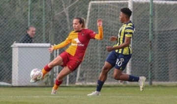Galatasaray Fenerbahçe'yi 2 golle geçti