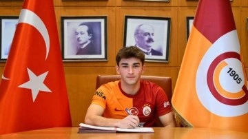 Galatasaray'da iç transfer! Yeni sözleşme imzalandı