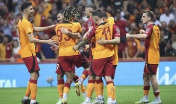 Galatasaray'da Patrick van Aanholt'un yerine Fode Ballo-Toure iddiası!