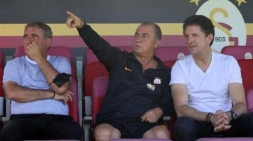 Galatasaray'ın efsaneleri Hagi ve Popescu, Türkiye için birleşip 50 bin euro bağışta bulundu