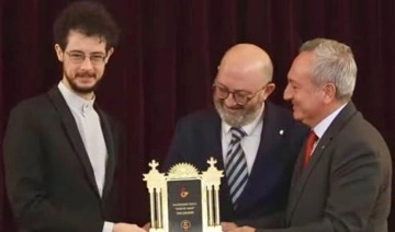 Galatasaraylılar Derneği Ödülü, Prof. Dr. Feryal Özel’i ve Can Çakmur’a verildi