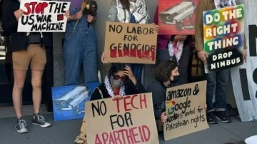 Google, İsrail Protestocusu Çalışanlarını Polisle Dağıttı