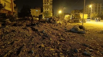 Hatay'da depremden 275 gün sonra enkaz altından ceset çıktı