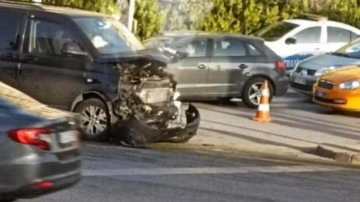 HDP'li vekillerin bulunduğu araç kaza yaptı: Ölü ve yaralılar var