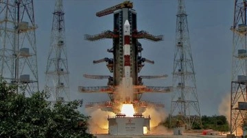 Hindistan Güneş Gözlem Uydusunu Fırlattı - Webtekno