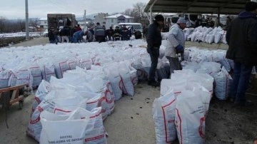 Hisarcık&rsquo;tan deprem bölgesine 100 ton kömür gönderildi