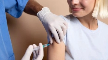 HPV anti-kanser aşısı ihmal edilmemeli!