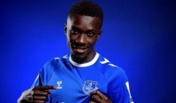 Idrissa Gueye Everton'a geri döndü
