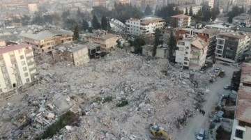 İki büyük depremin ardından Antakya'daki yıkım dron kamerasıyla ortaya çıktı