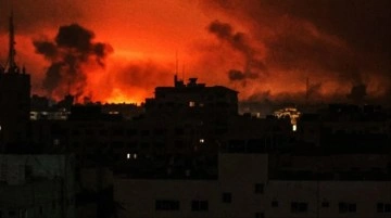 İletişimin kesildiği Gazze'de gecenin karanlığını yaran çığlıklar