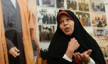 İran eski Cumhurbaşkanının kızı yargılanıyor: Gösterileri desteklemekle suçlandı