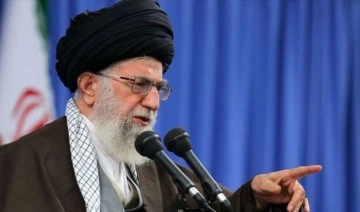 İran lideri Hamaney: Başörtüsünü ihlal etmek haramdır