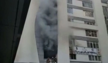 İran’da hastanede yangın çıktı