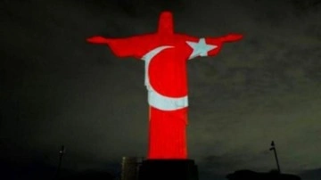 İsa Heykeli'ne Türk bayrağı yansıtıldı! Alex paylaştı