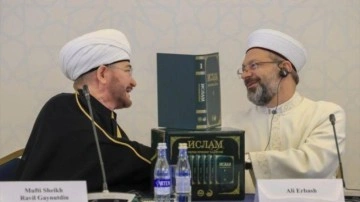 İslam'ın tebliği Rusya'da yayılıyor... "Hadislerle İslam" eserinin Rusçası tanıt