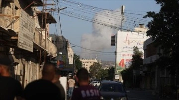 İsrail Cenin kentine hava saldırısı düzenledi, 9 ölü 50 yaralı var
