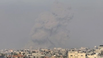 İsrail, Şam'da İran karargahını vurdu! Çok sayıda ölü var