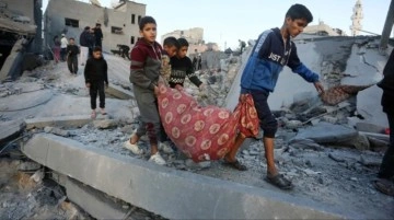 İsrail'in Gazze'ye düzenlediği saldırılarda hayatını kaybedenlerin sayısı 30 bini aştı