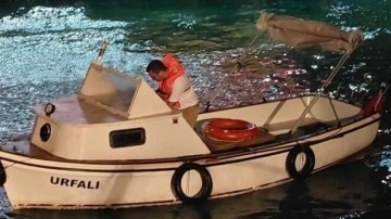 İstanbul Boğazı'nda makine arızası yapan tekne kurtarıldı