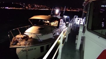 İstanbul Boğazı'nda sürüklenen tekne kurtarıldı