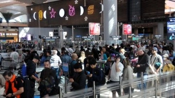 İstanbul Havalimanı doldu taştı! İğne atsan yere düşmez