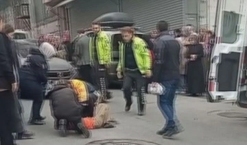 İstanbul Sultangazi'de aniden yola fırlayan çocuğa otomobil çarptı