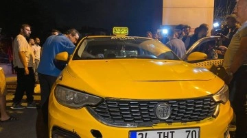 İstanbul'da fazladan istediği fişi vermeyen taksicinin falçatayla boğazını kesti