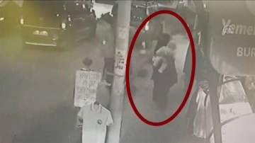 İstanbul'da kucağında çocuğuyla yürüyen kadın vurularak öldürüldü! Cinayet anı kamerada