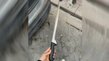 İstanbul'da taksi durağına döner bıçağıyla saldırı!