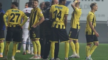 İstanbulspor, Süper Lig'in ilk bölümünde sadece 2 galibiyet aldı