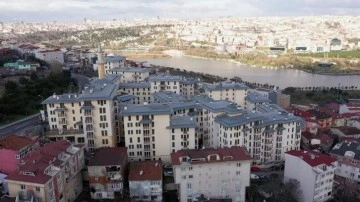 İstanbul'un 2 ilçesinde 1086 konut hak sahiplerine teslim edildi